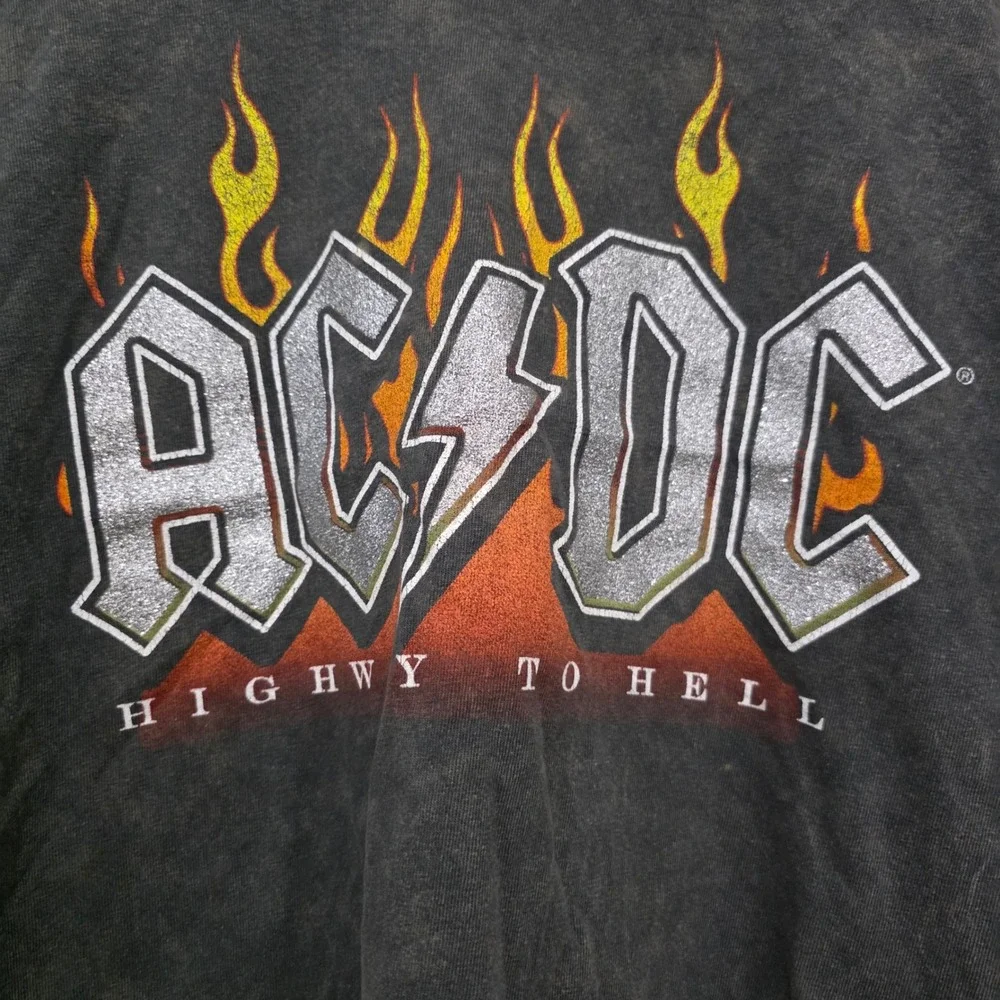 AC/DC Highway To Hell Graphic Crop Top T-Shirt Mineral Wash Black Medium